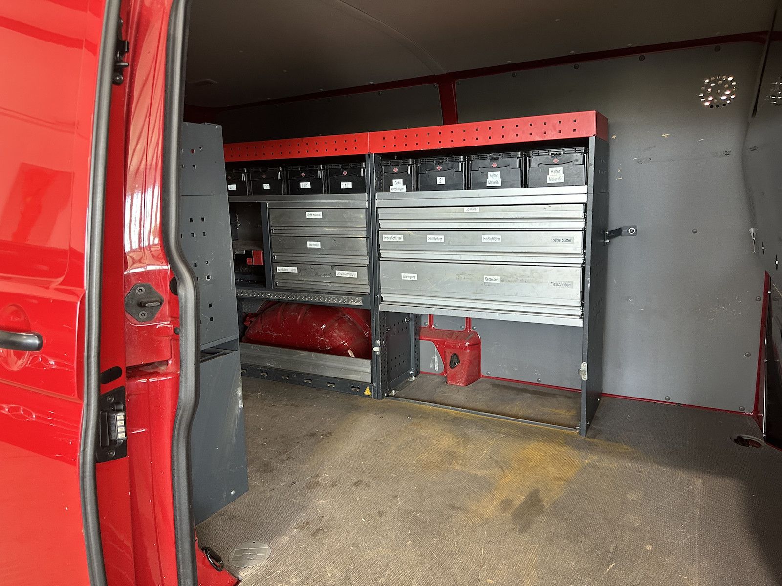 Fahrzeugabbildung Volkswagen T6.1 Transporter 2.0 TDI Kasten lang/Klima//Würt