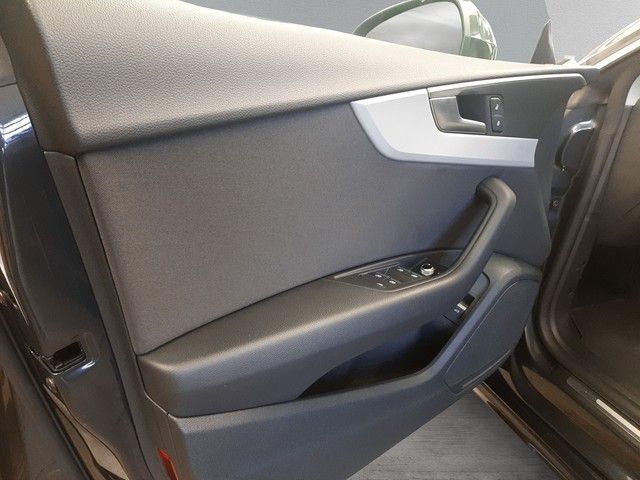 Fahrzeugabbildung Audi A5 Sportback 40TDI quattro AHK Pano eleHeck 19"