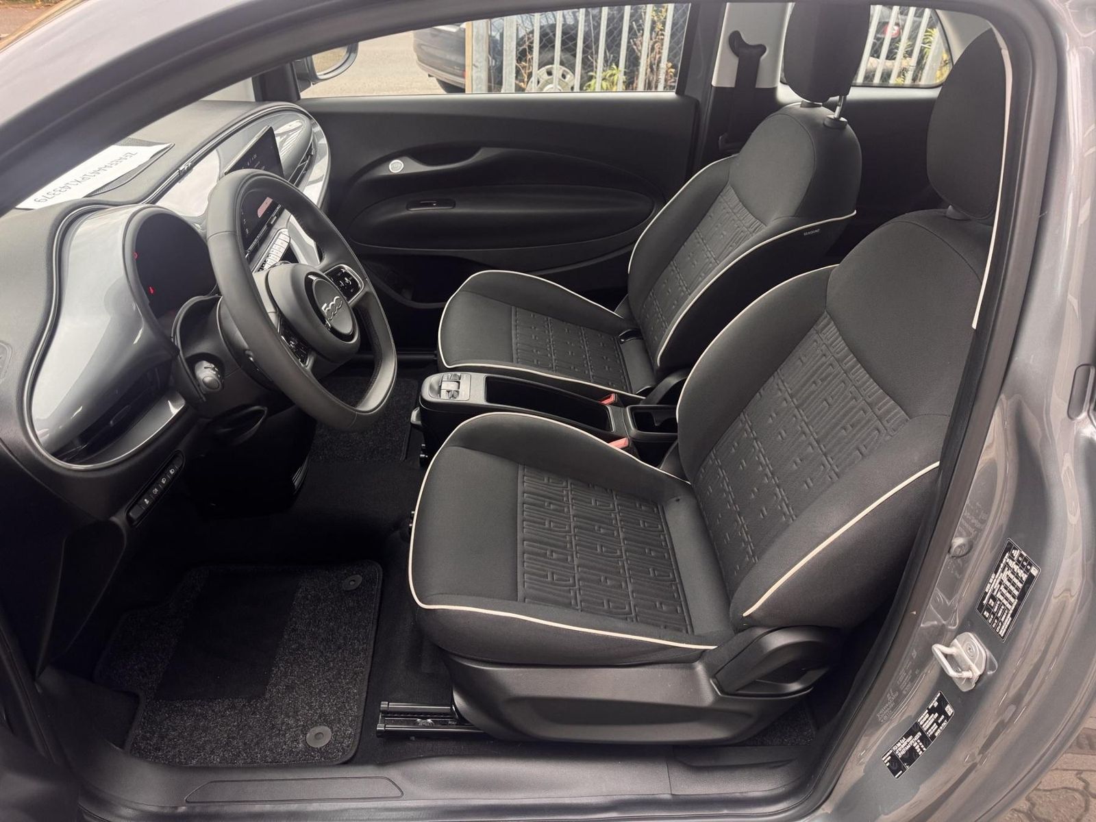 Fiat 500e - Bild 11