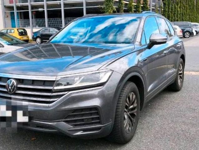 Volkswagen Touareg zu verkaufen.