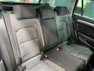 Volkswagen Passat Variant - 9
