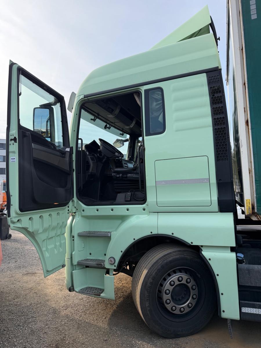 MAN TGS 26.470 6X2 LUFT LIFT HINTEN GELENKT