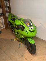 Kawasaki ZX10R - Offers matching your search criteria