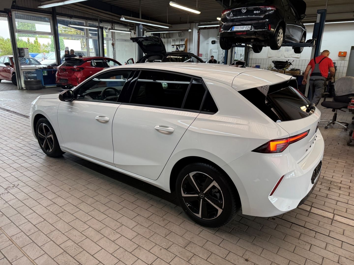 Fahrzeugabbildung Opel Astra L GS SHZ+LHZ+Kamera+Allwetter