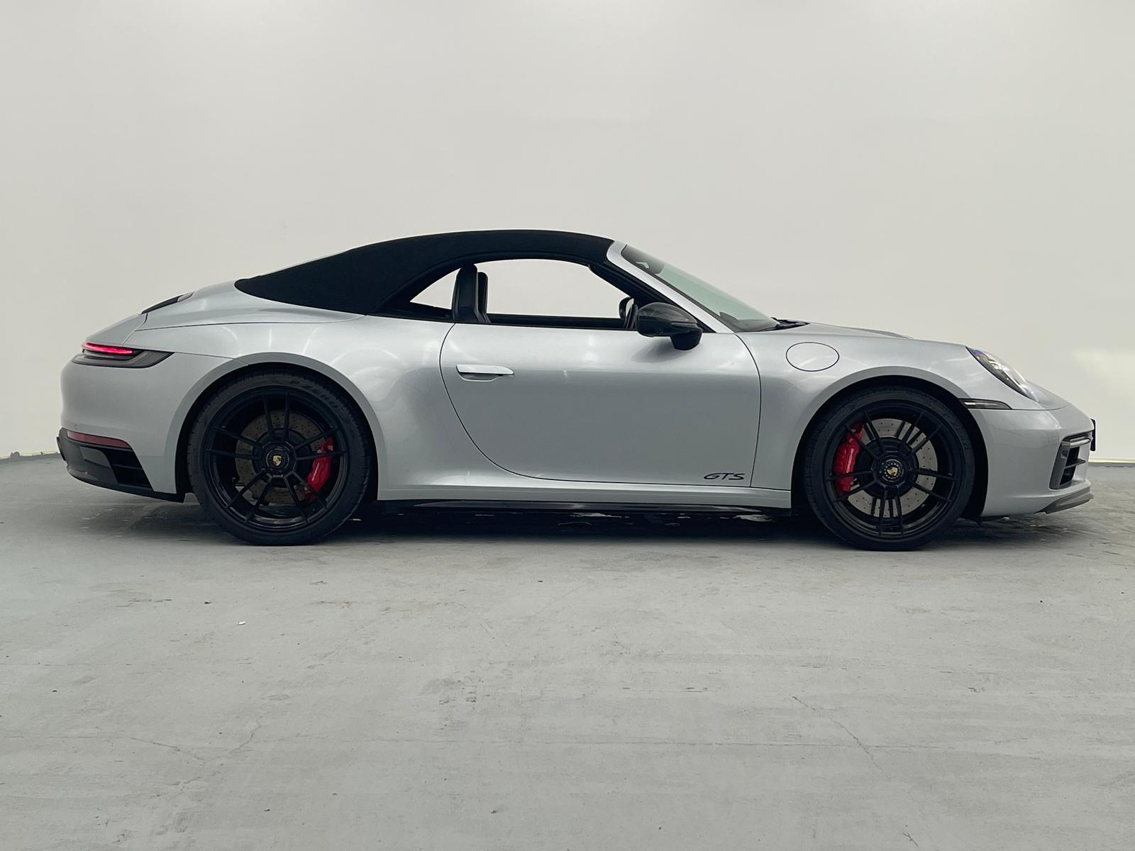 Porsche 992 GTS Cabrio*PDLS+*BURM*INNO*SHZ*KEY*360°