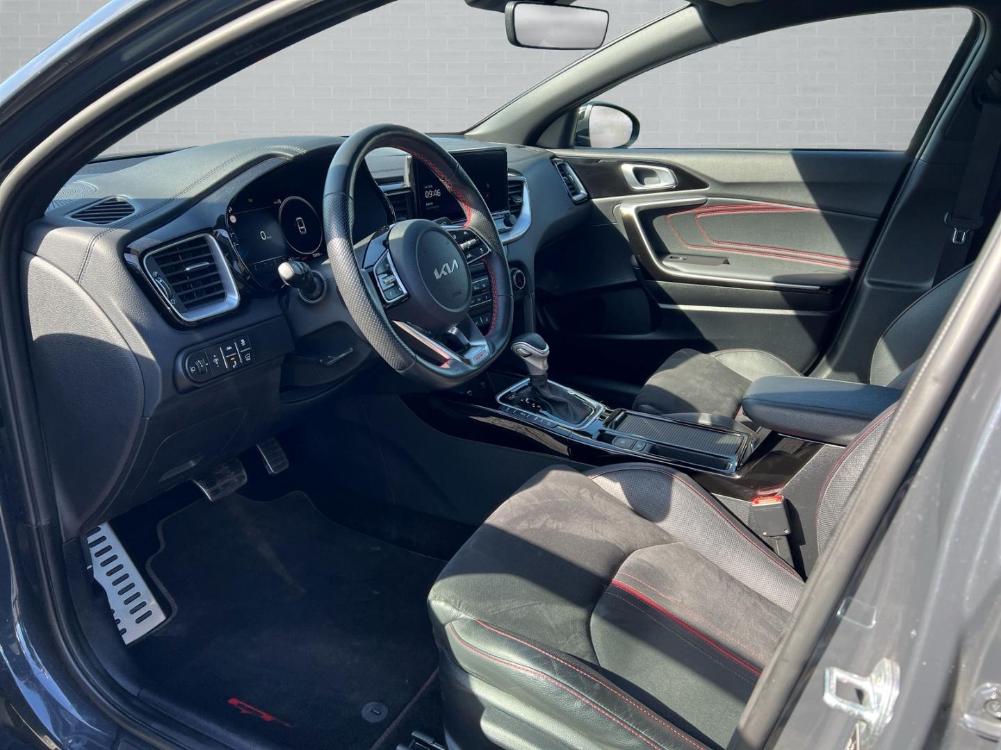 Kia ProCeed 1.6T GT +Navi JBL LED ACC El. Heckklappe