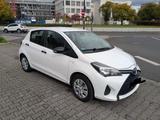 Toyota Yaris 1,0-l-Dual-VVT-i - - Toyota Yaris Gebrauchtwagen in Wiesbaden