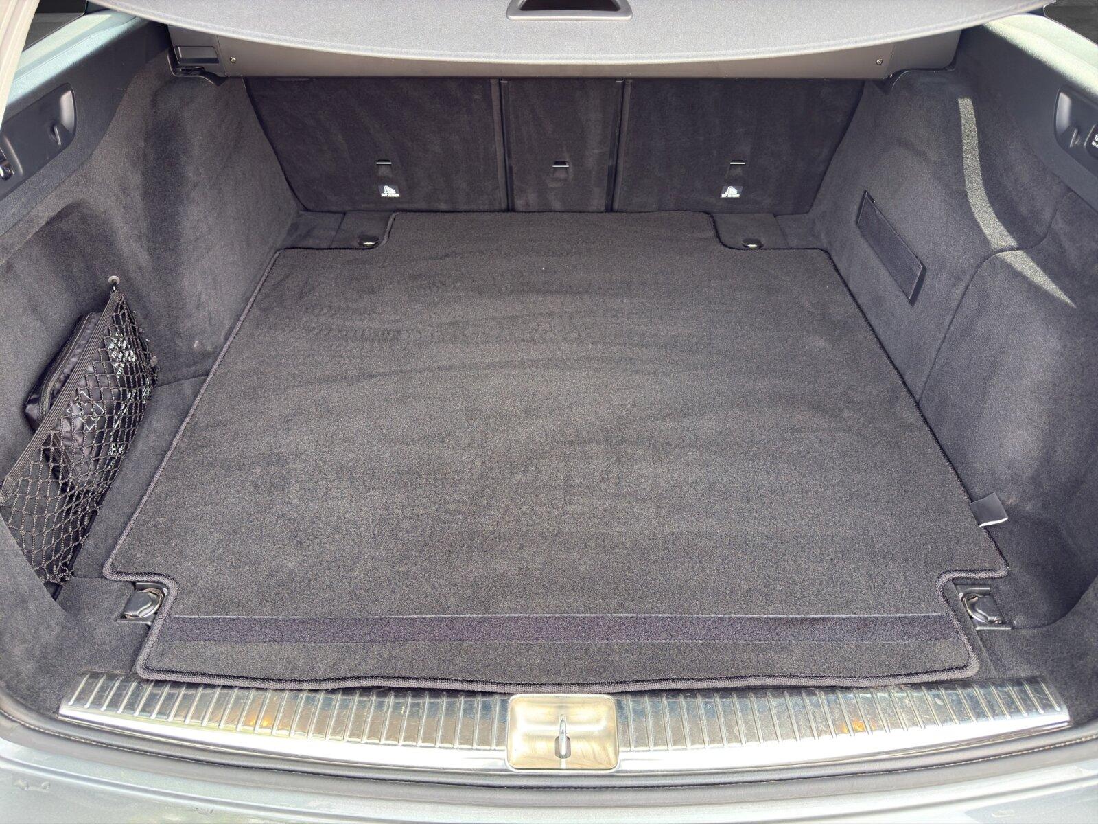 Mercedes-Benz E 200dT*Avantgarde*Standheizung* AHK*RFK*LED*TOT
