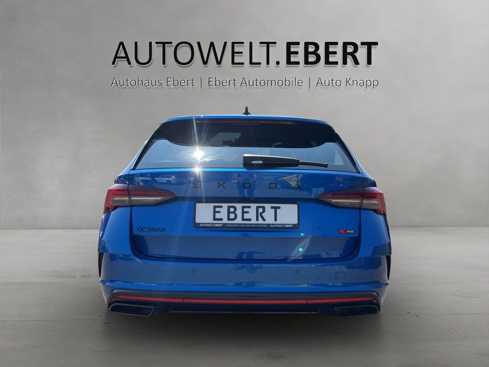 Fahrzeugabbildung SKODA Octavia Combi RS 2,0 TSI 195 kW DSG