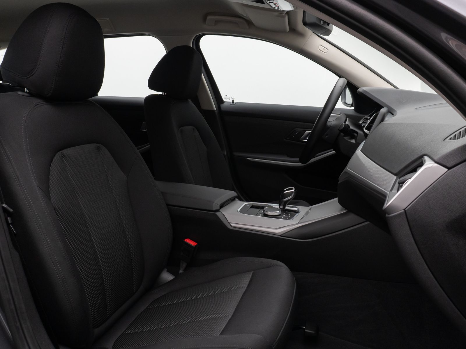 Fahrzeugabbildung BMW 320d  DAB CockPit+ Lordos PDC Geschwindigkeitsre