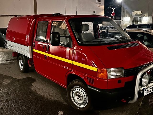 Volkswagen T4.  2.5efi  LWB. Syncro Lockable