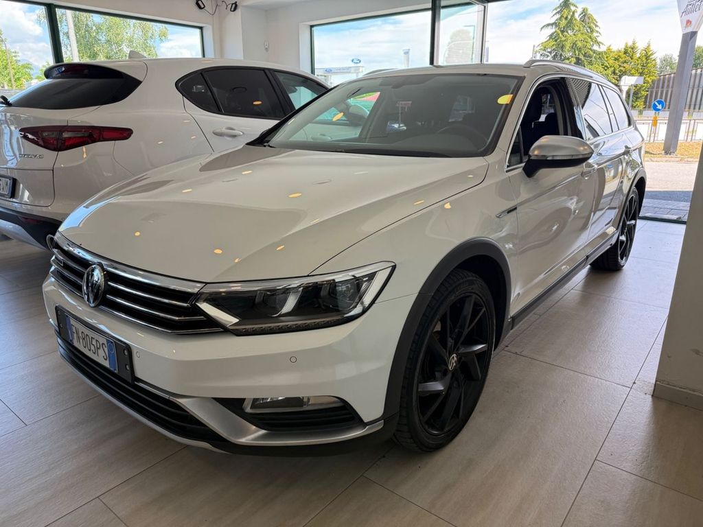 Image of Volkswagen Passat Alltrack