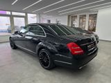 Mercedes-Benz S 400 Hybrid*Distronic*Memory*Softclose*4xSitzHz - Mercedes-Benz S 400 in Berlin