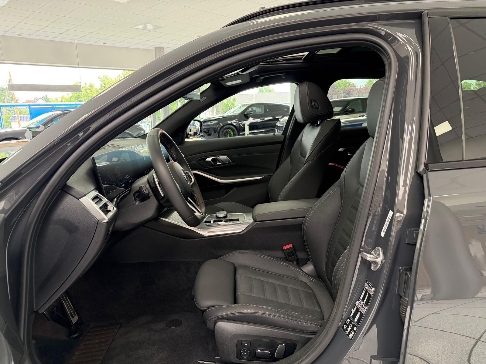 BMW M340i Touring xD*SHADOW*PANO*HUD*ACC*KEYL*360°
