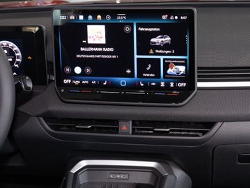 Volkswagen T-Roc - 5