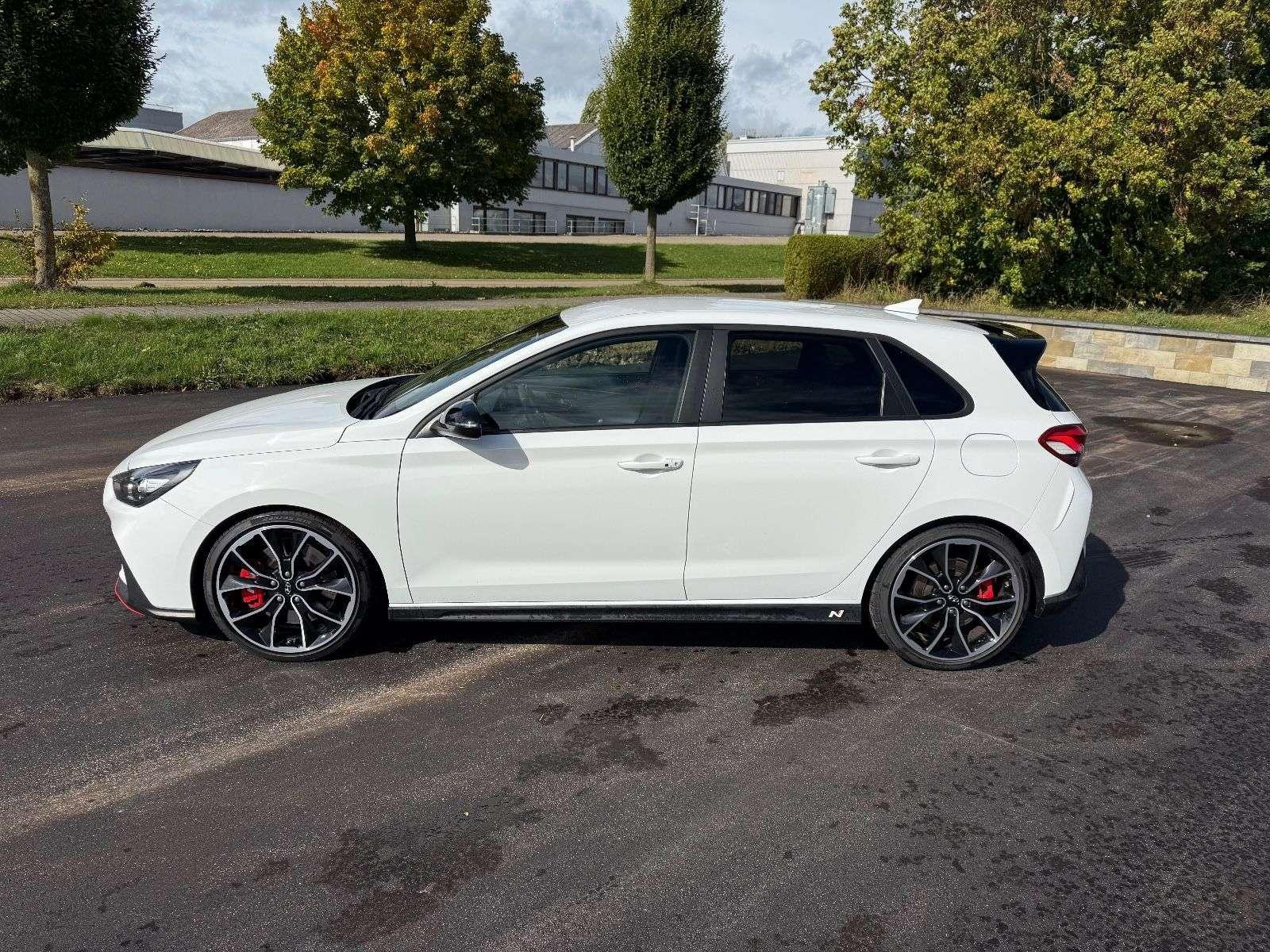 HYUNDAI I30 - N PERFORMANCE - 275 CV - BVM