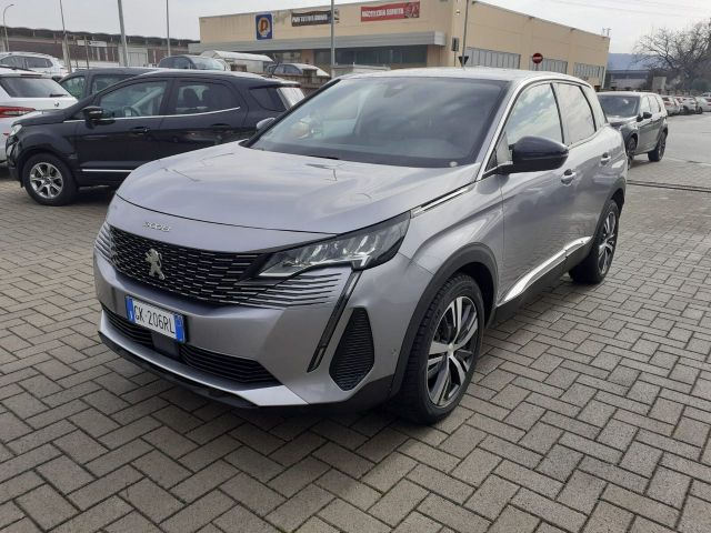 Peugeot 3008 1.5 BlueHDi 130cv *MANUALE*