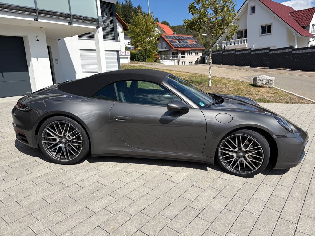 Image of Porsche 992