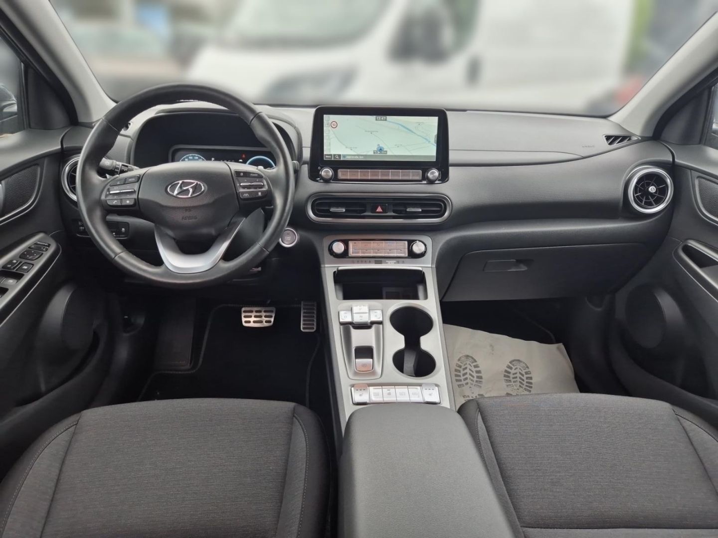 Fahrzeugabbildung Hyundai KONA Trend Elektro Navi Soundsystem LED ACC Appl