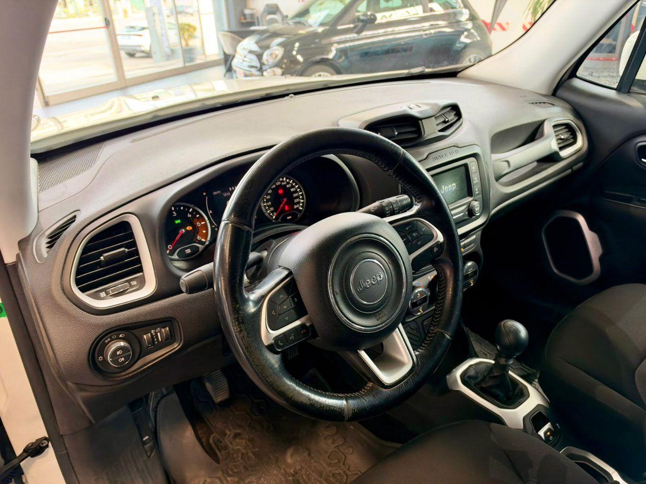 Jeep Renegade 2015 — photo 9