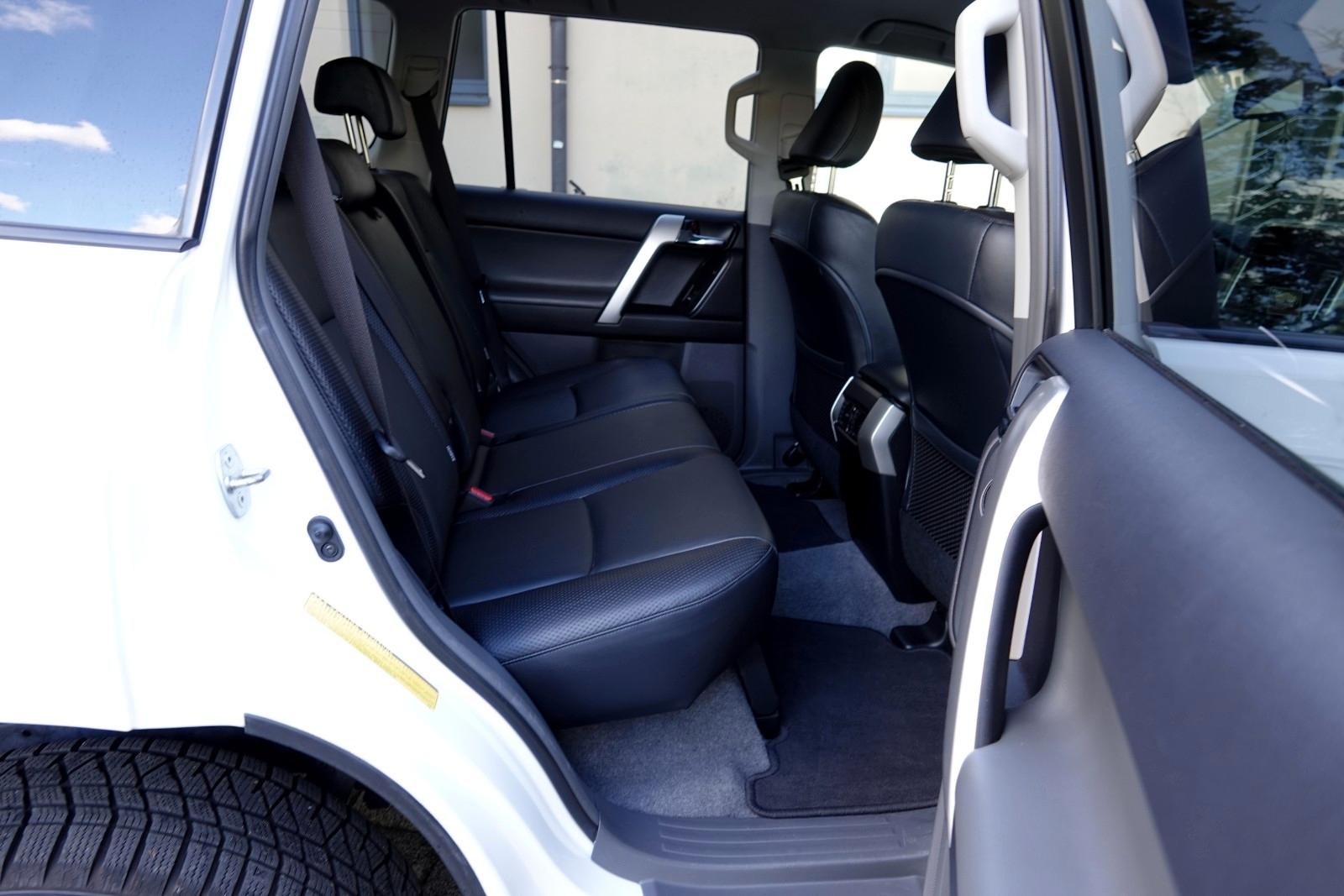 TOYOTA LAND CRUISER EXECUTIVE 3.0D 190CH - BVA - 2EME MAIN - HISTORIQUE ENTRETIEN COMPLET