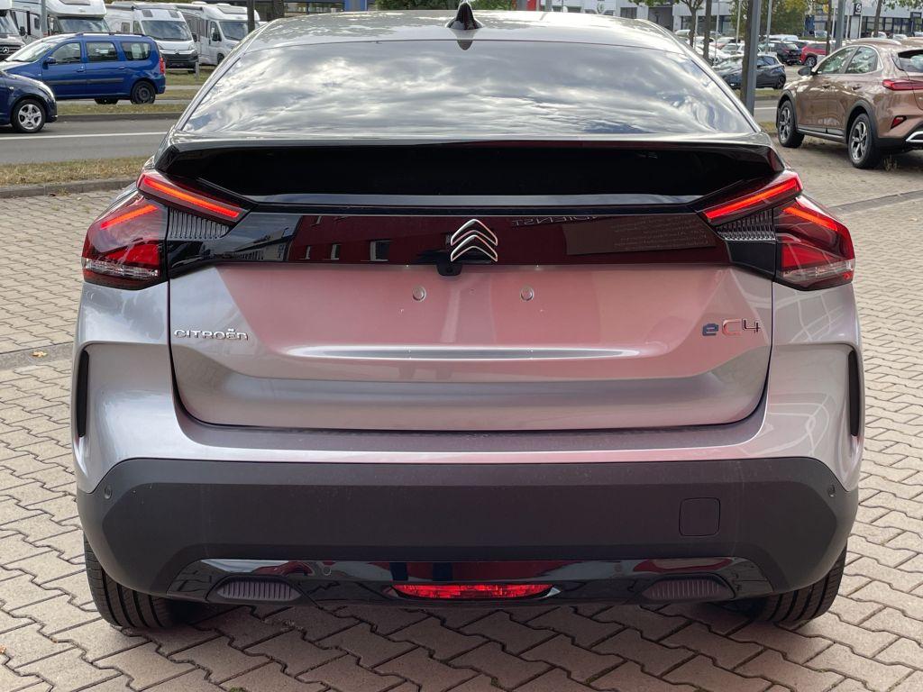 Citroën e-C4 Elektro 136 Shine + Kälte-Paket !