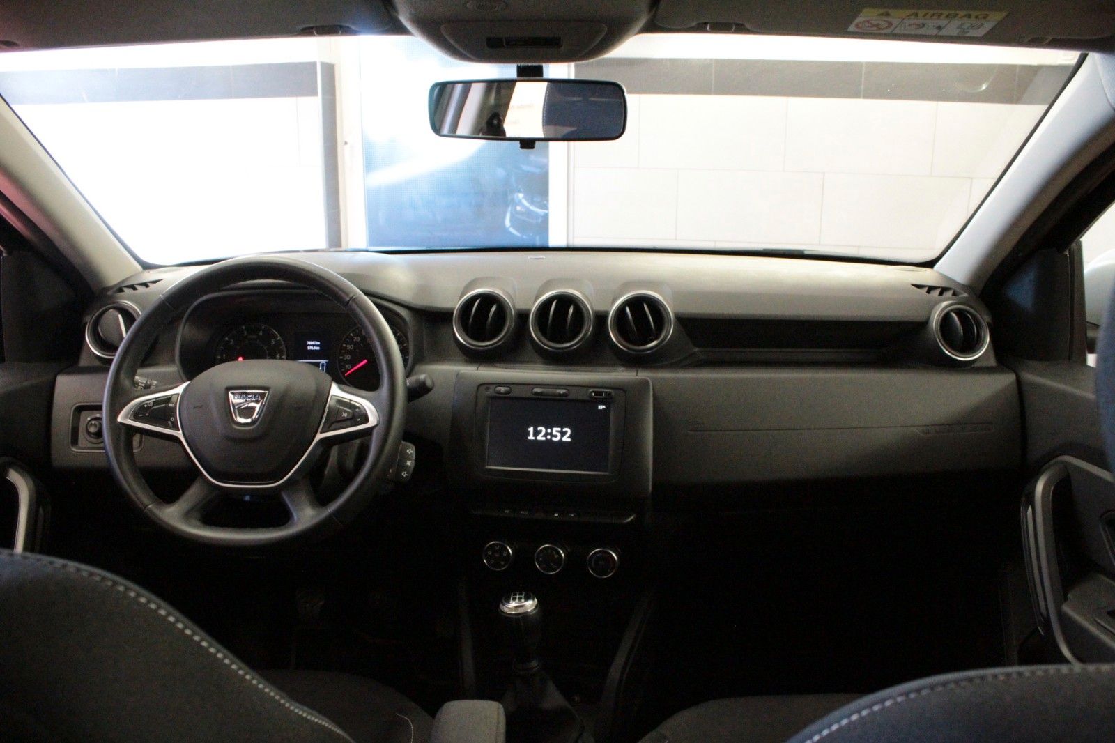 Fahrzeugabbildung Dacia Duster Sce 115 Eco-G*AHK*15075*