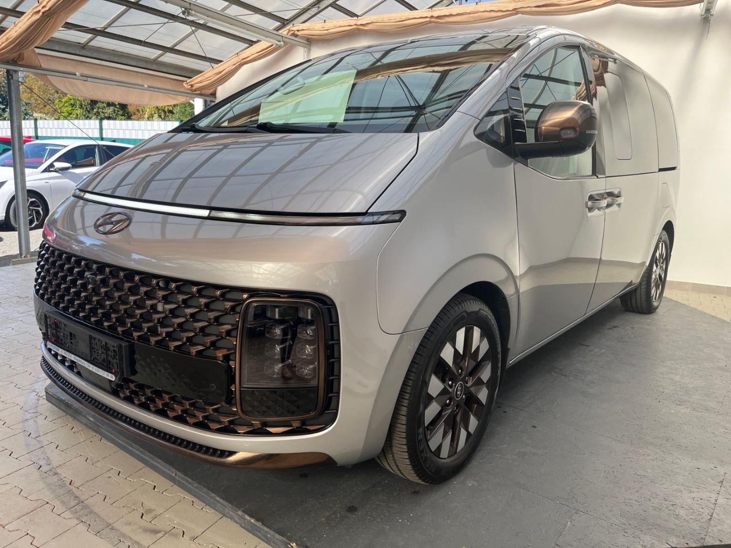 Hyundai Staria 2022