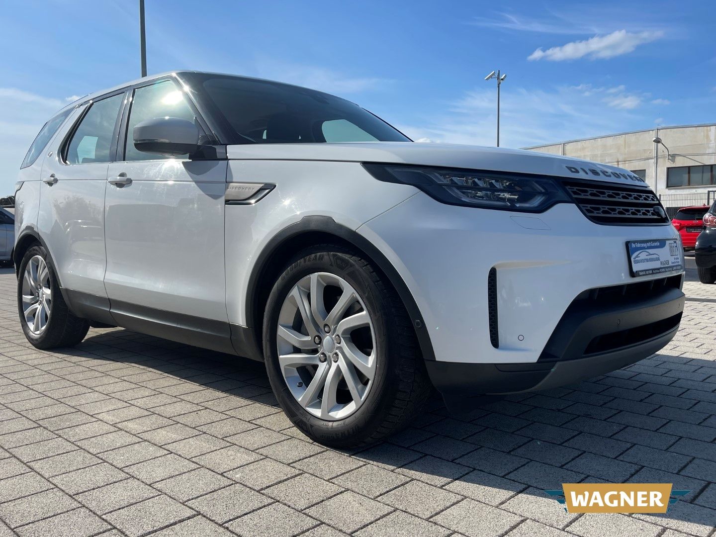 Fahrzeugabbildung Land Rover Discovery 5 SE SDV6 7-Sitzer Keyless