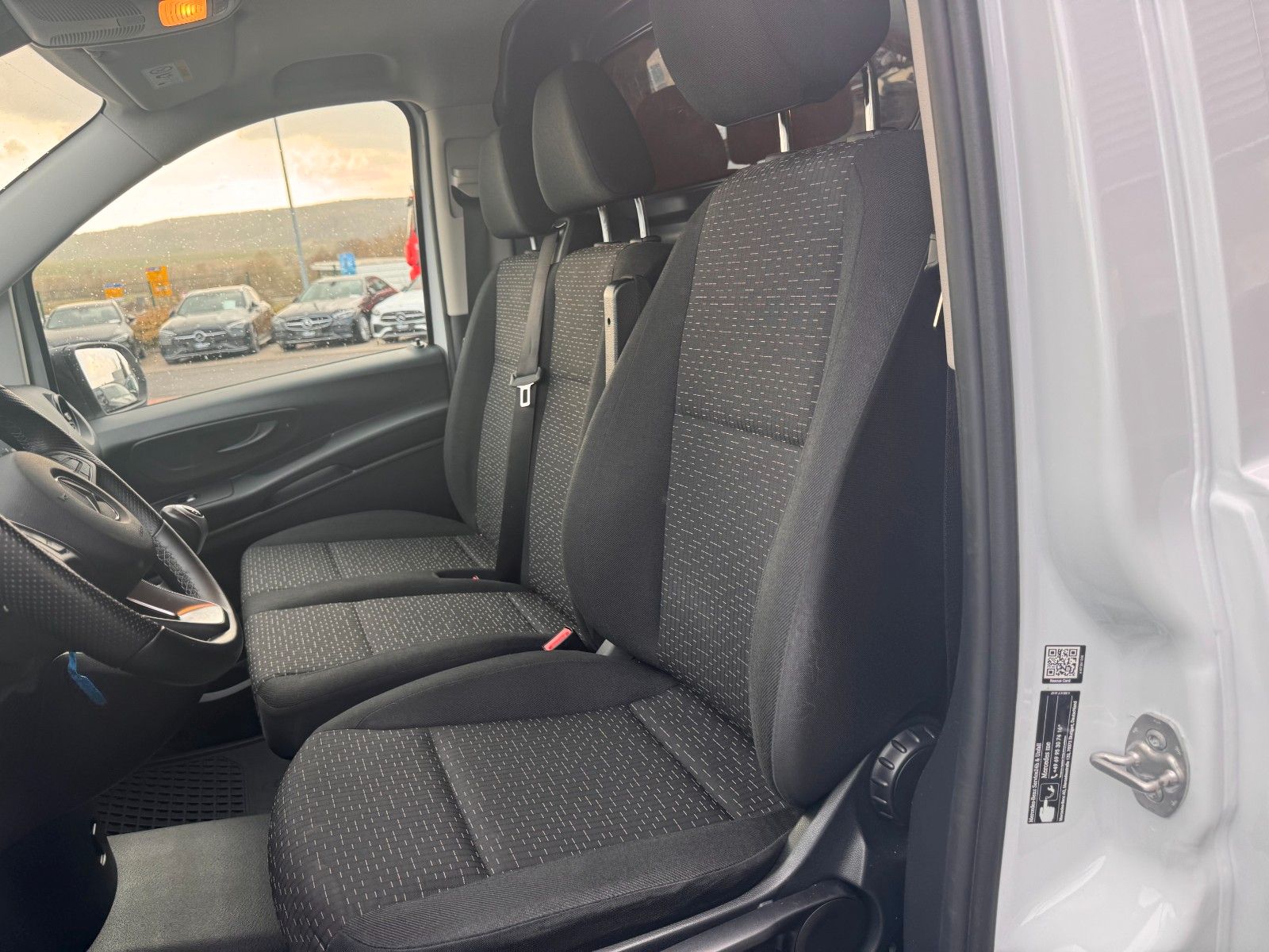 Fahrzeugabbildung Mercedes-Benz Vito 116 CDI Klima Kamera Audio40