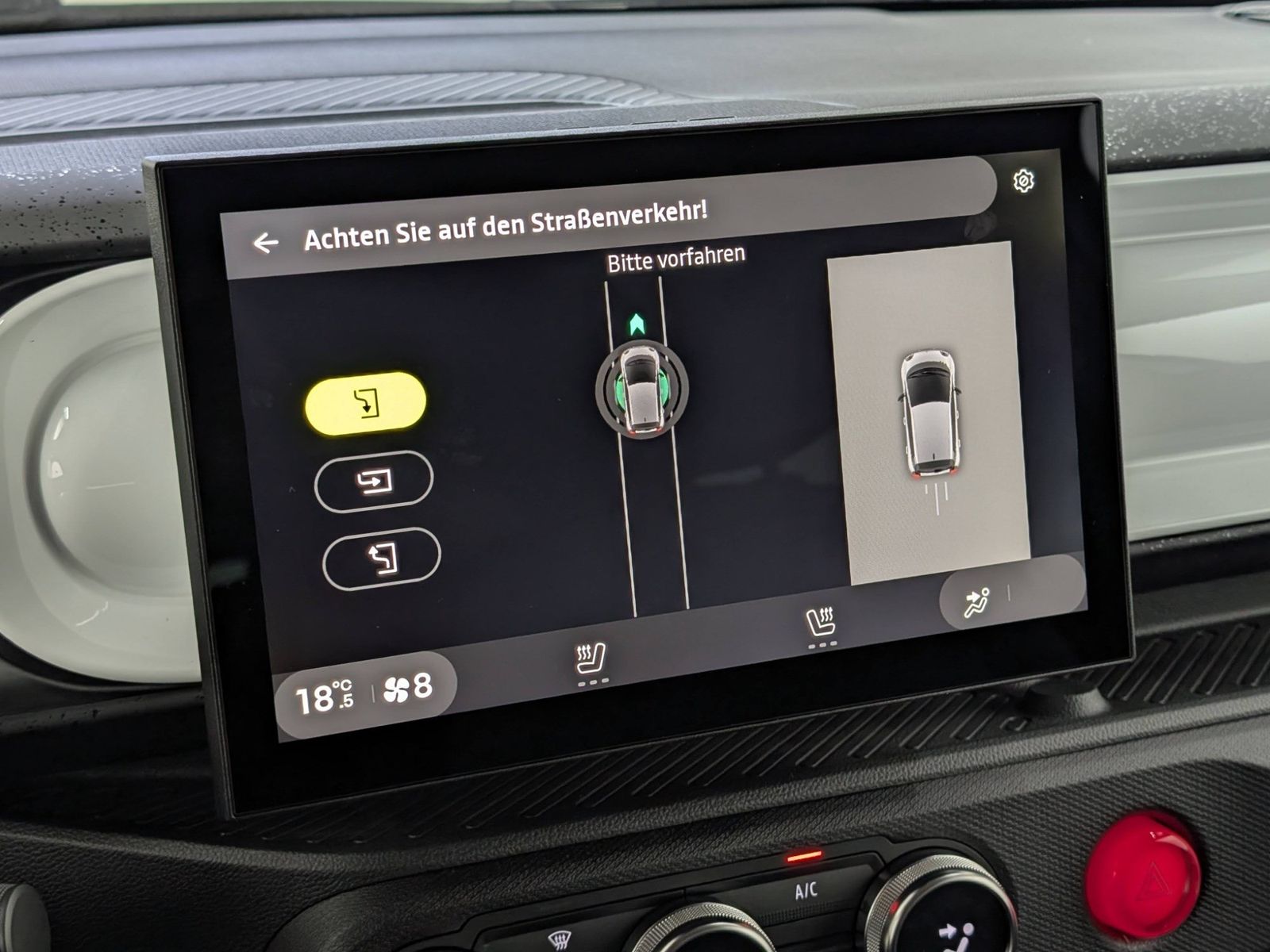 RENAULT Twingo E-TECH Techno 80 Urban Range 18-Zoll – Bild 27