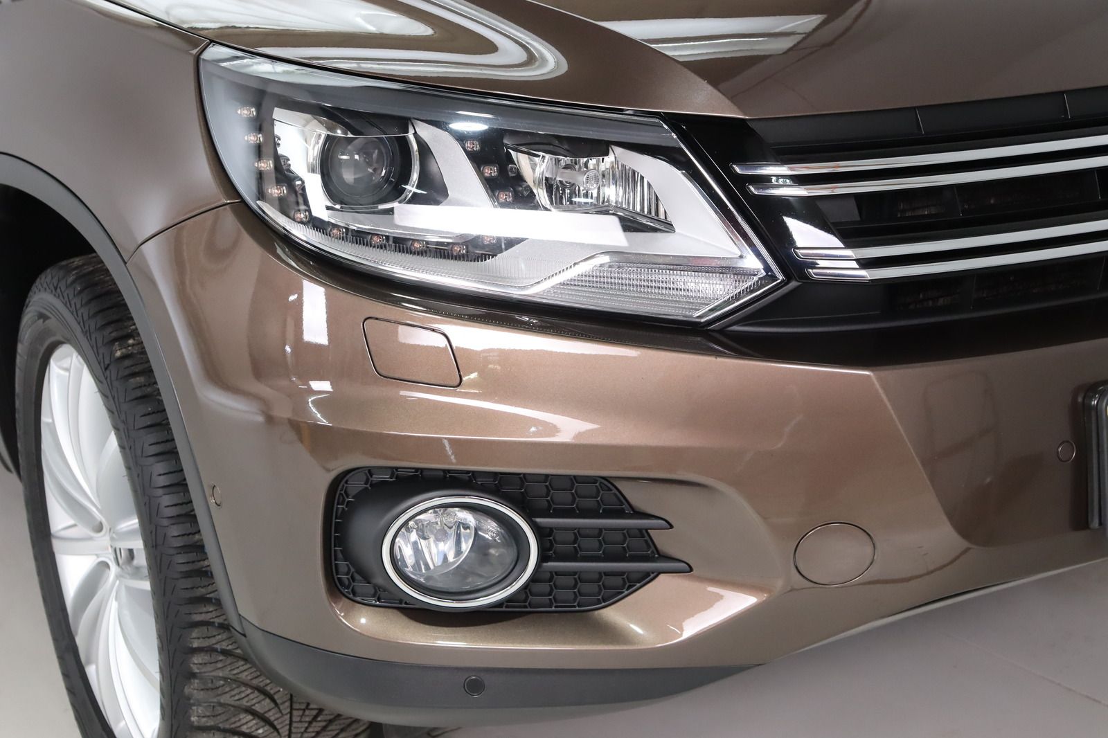 Fahrzeugabbildung Volkswagen Tiguan * Pano * Navi * Xenon * Parkassistent Tra