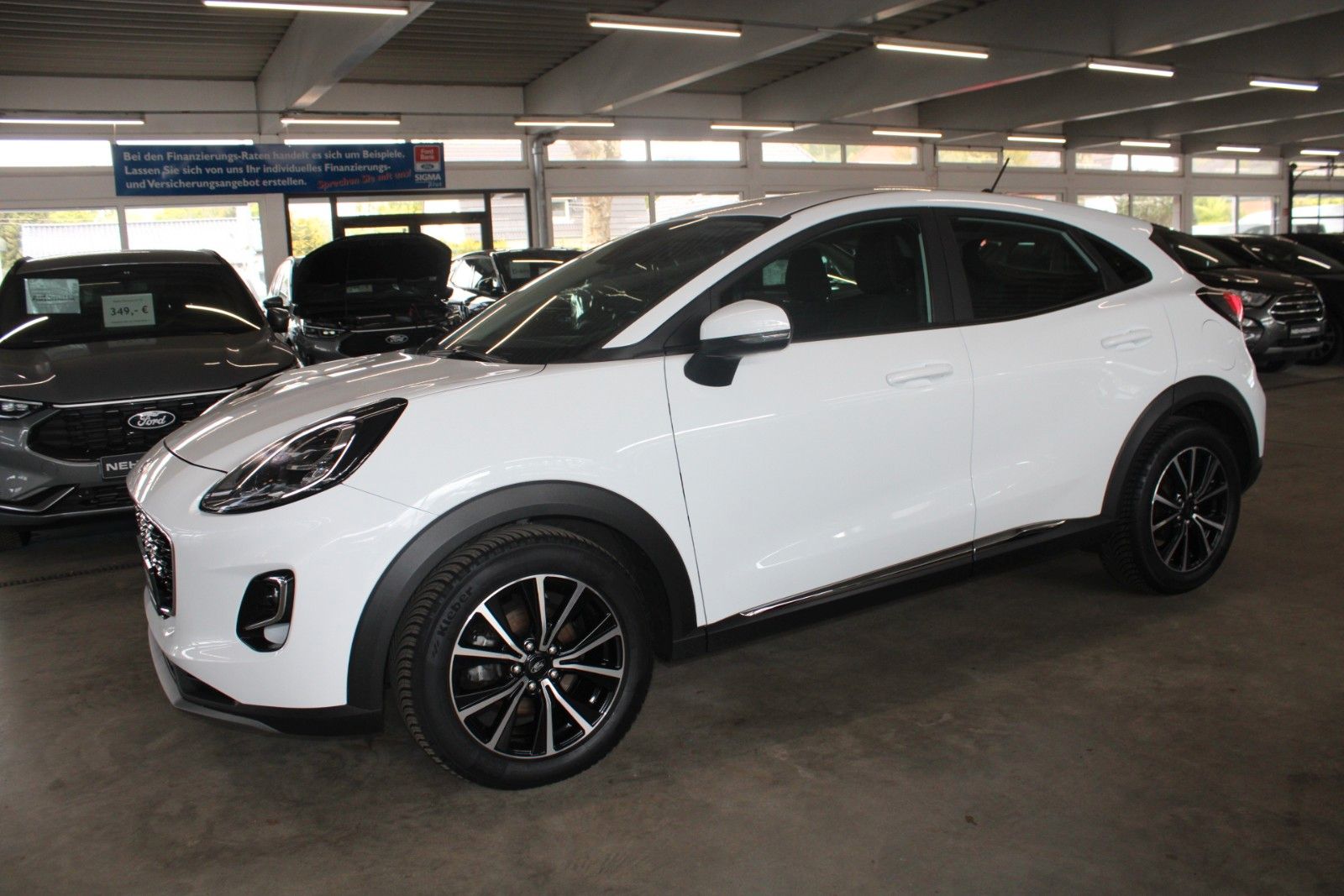 Fahrzeugabbildung Ford Puma MHEV Titanium LED Sicherheits + Winter Pak.