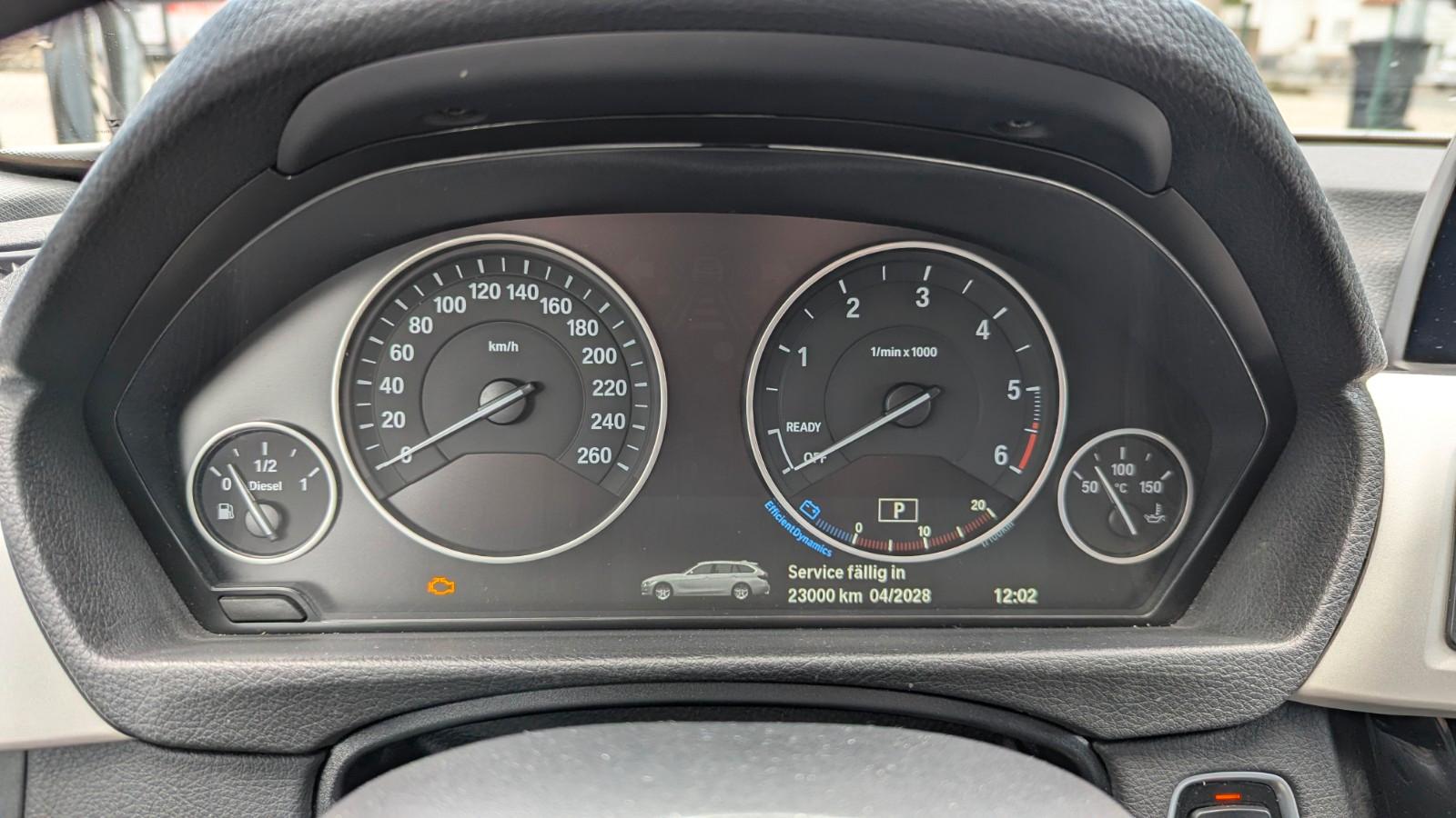 BMW 318d Touring Advantage A/T - AHK + Standheizung