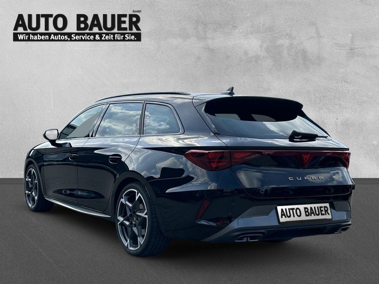 Fahrzeugabbildung CUPRA Leon Sportstourer 1.5 eTSI 150PS