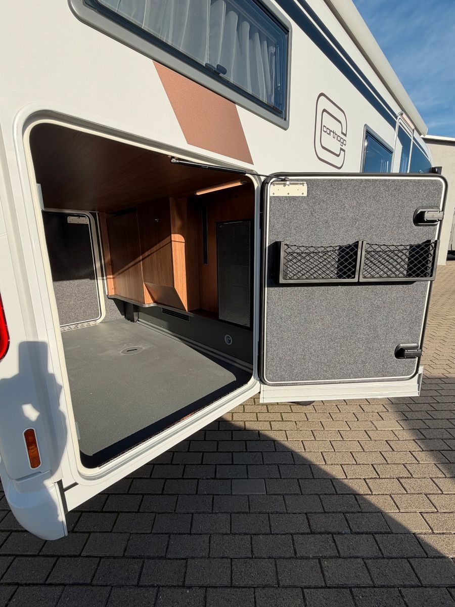 Fahrzeugabbildung Carthago C2-tourer I 143 KB-LE comfort Mercedes