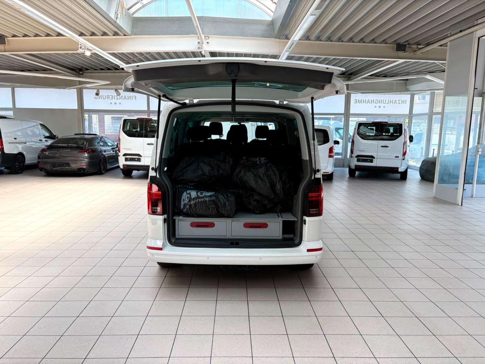 Volkswagen T6.1 Caravelle/Lang/7-Sitzer/Automatik/AHK/Neuzu
