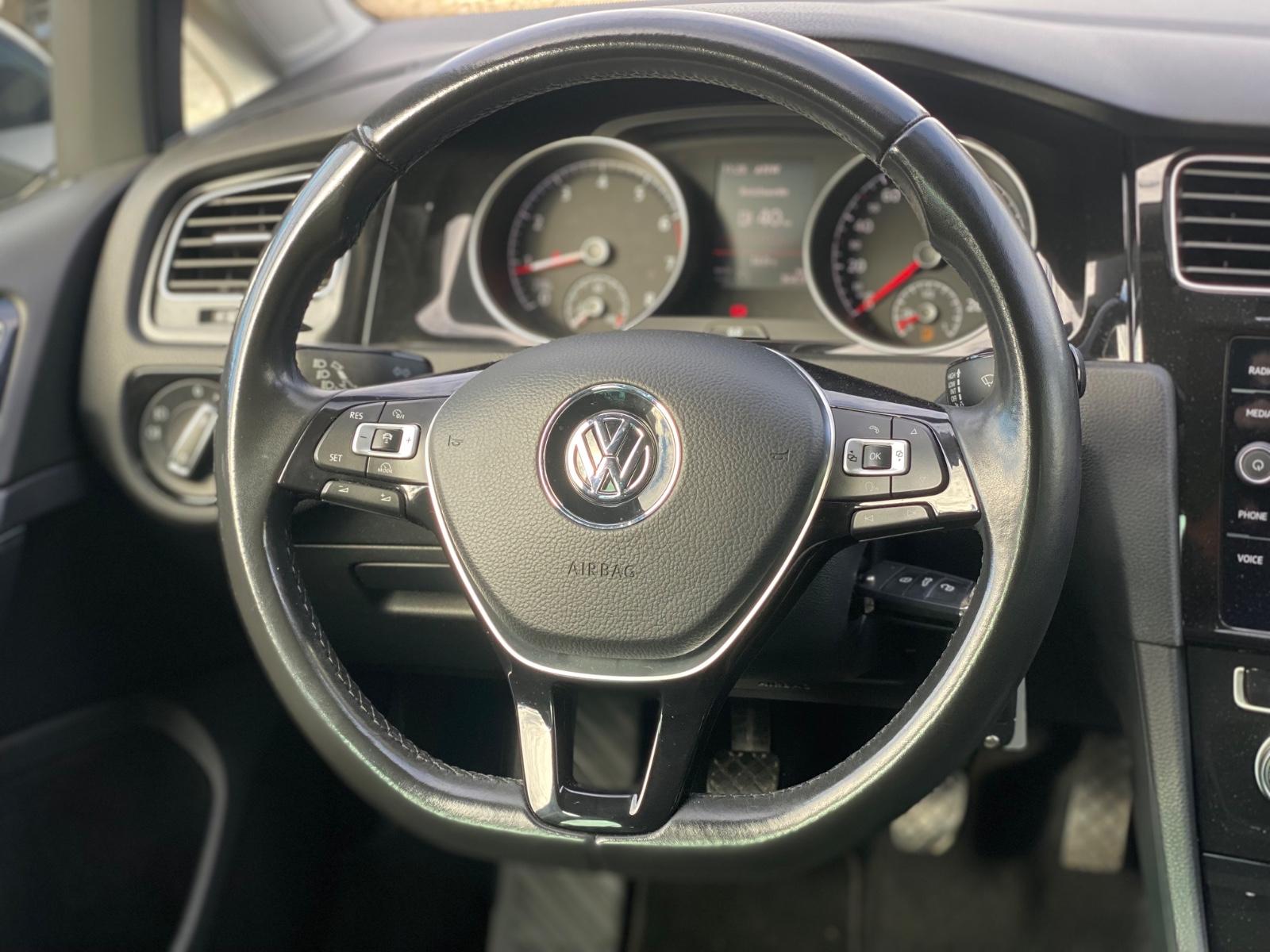 Volkswagen Golf 1.4 TSI BMT 92kW Highline Navi Sitzheizung