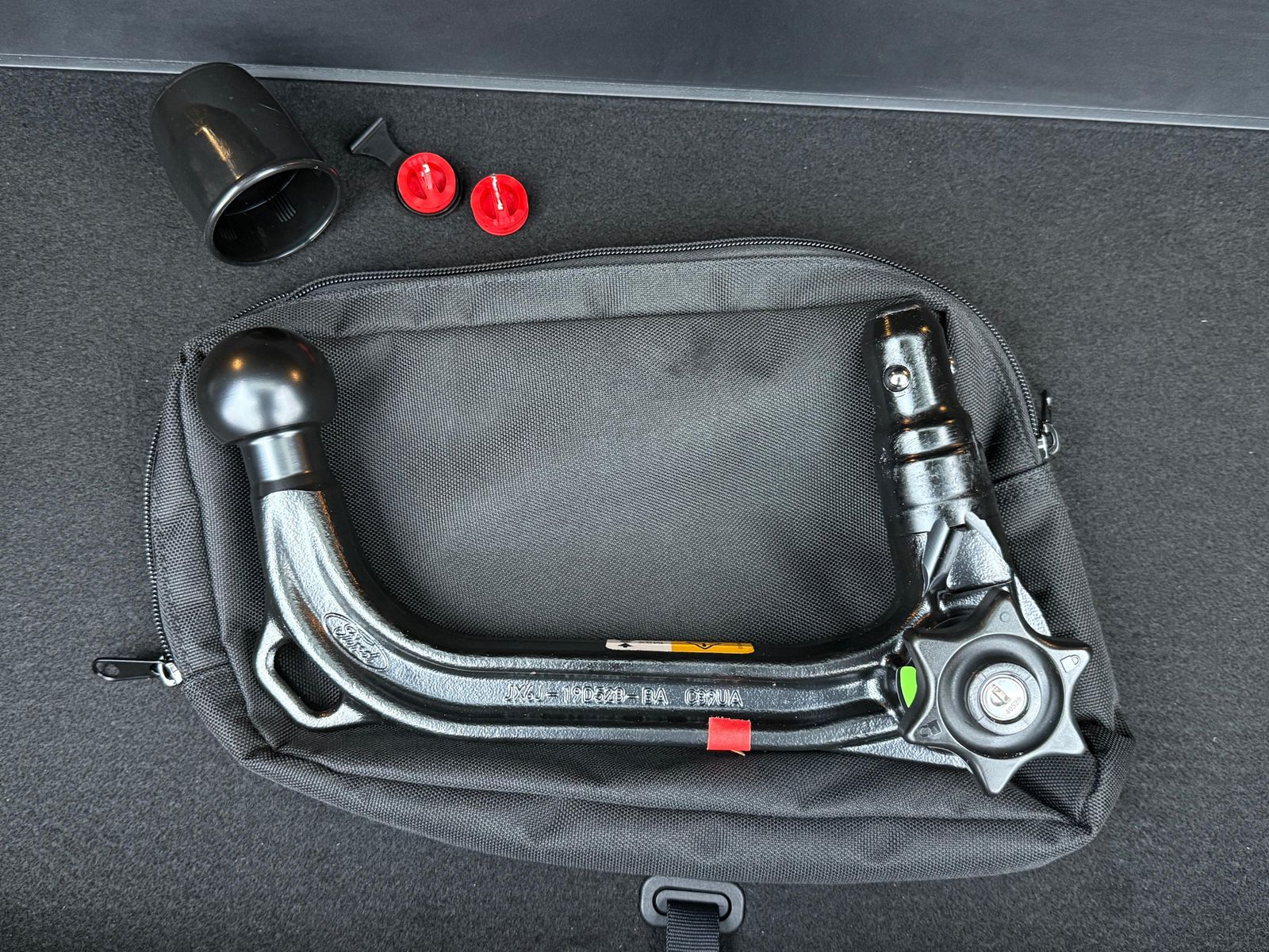 Fahrzeugabbildung Ford Focus 1.5 TDCi Aut. Cool&Connect LED+NAV+AHK+KAM