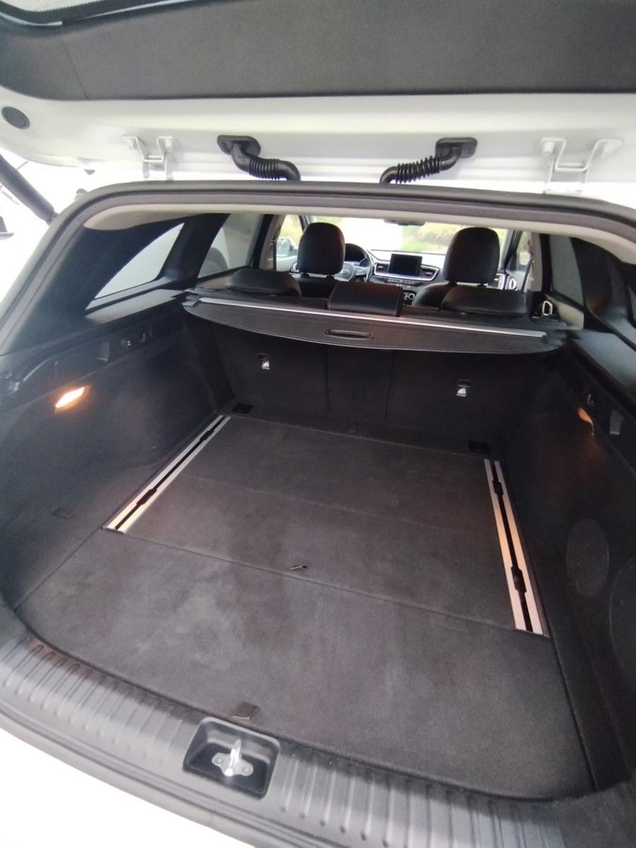 Kia Ceed SW 1.6 CRDi Spirit DCT VOLL / ACC / JBL