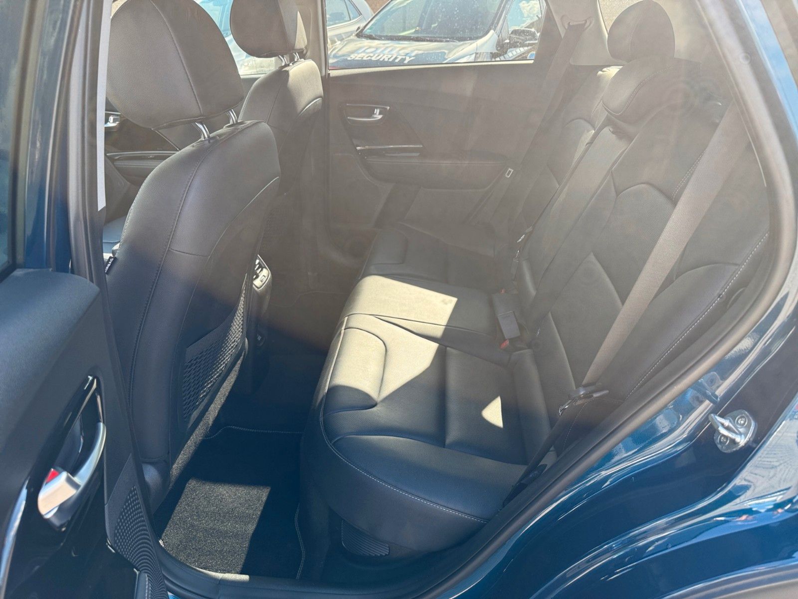 Fahrzeugabbildung Kia Niro 1.6 HEV Spirit Leder Glasdach