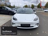 Tesla Model 3 Rear-Wheel Drive - Tesla Model 3 in Berlin