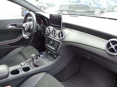 Fahrzeugabbildung Mercedes-Benz CLA 250 CLA 250 AMG PAKET SCHECKHEFTGEPFLEGT