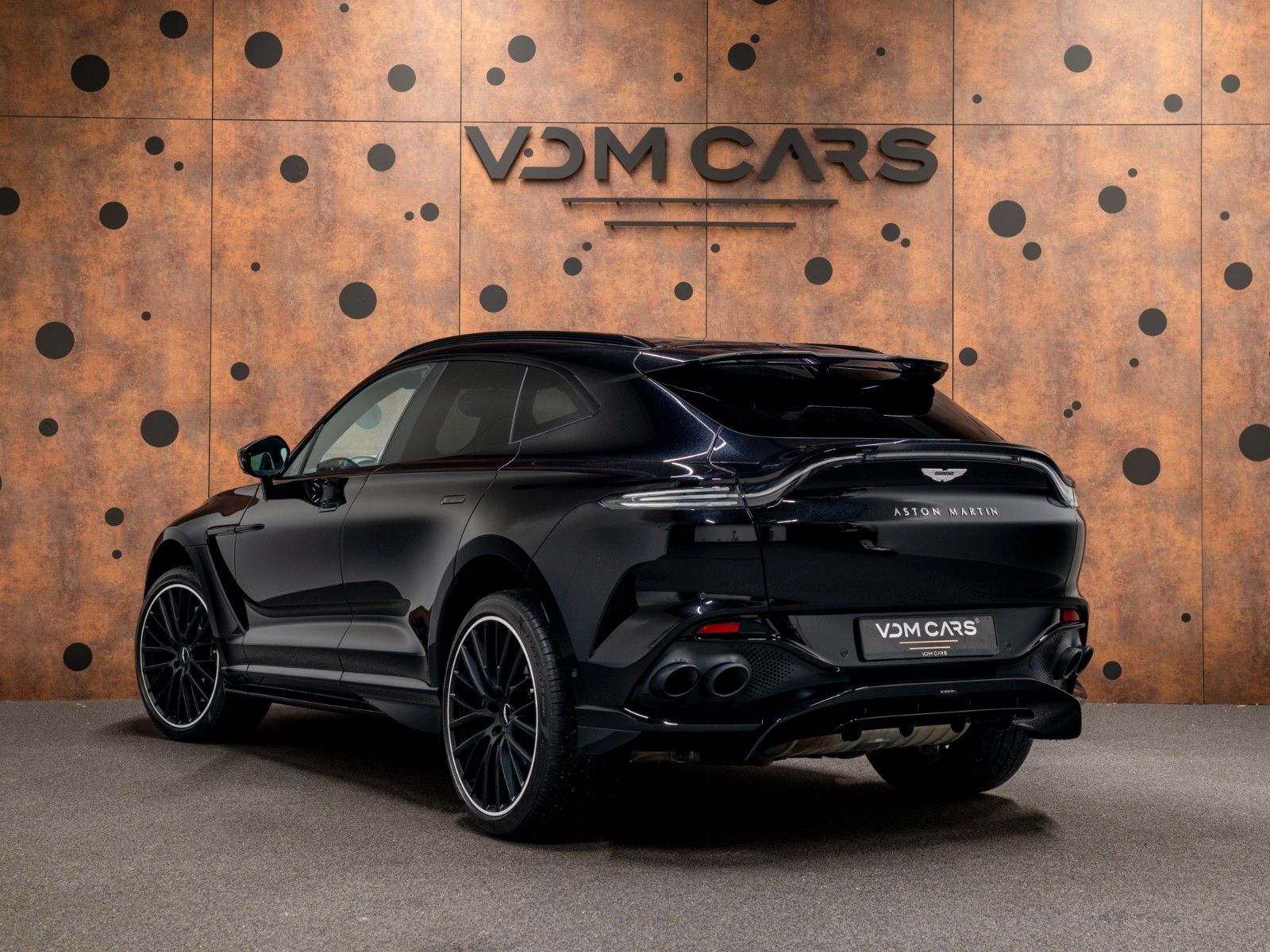 Aston Martin DBX 707 *Carbon*Sitzbelüftung*ACC*360*DesignPack foto 3