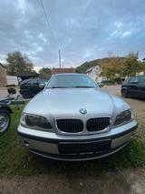 BMW Touring 320i - BMW 320 aus 2004: Kombi, 320i