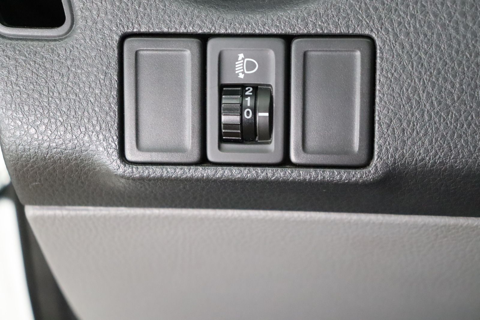 Fahrzeugabbildung Suzuki SX4 1.6 VVT * 1. Hand *HU/AU bis 11.2027 * Klima