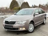 Skoda Superb Combi Elegance *KLIMA*SITZHEIZUNG*AHK