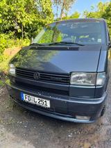 Volkswagen T4 VR6 ABV - Volkswagen T4 Multivan mit Benzin-Antrieb: Kleinbus, Automatik