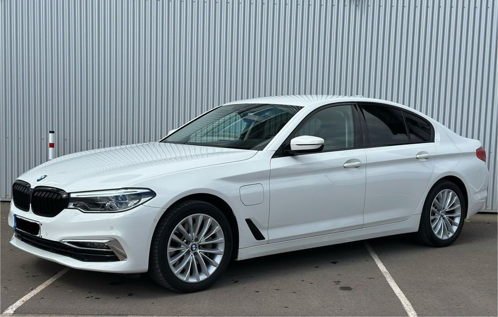 Image of BMW 530