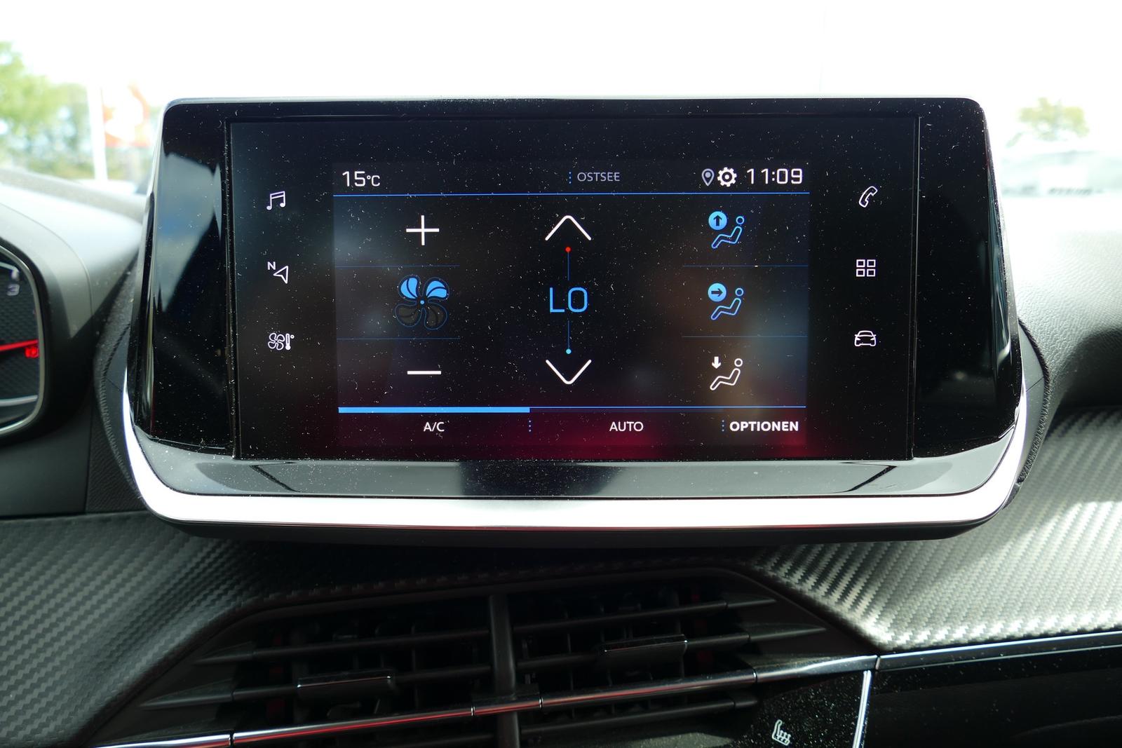 Peugeot 2008 1.2 Android Apple Tempomat Sitzheizung PDC, миниатюра 13